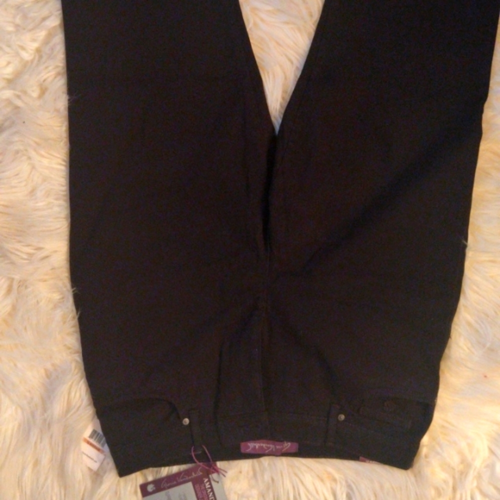 Gloria Vanderbilt jeans